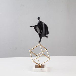 Soft decorations for metal figures